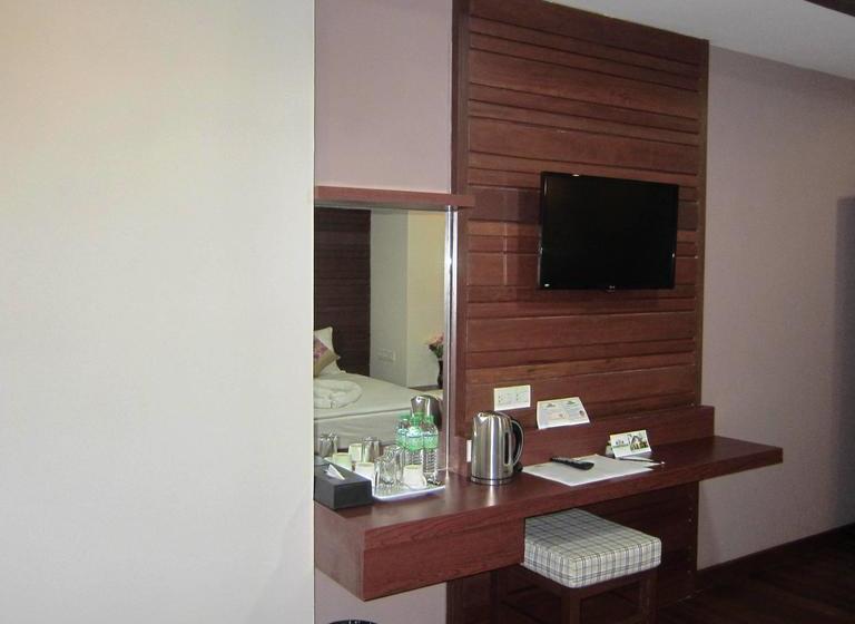 هتل Eain Taw Phyu