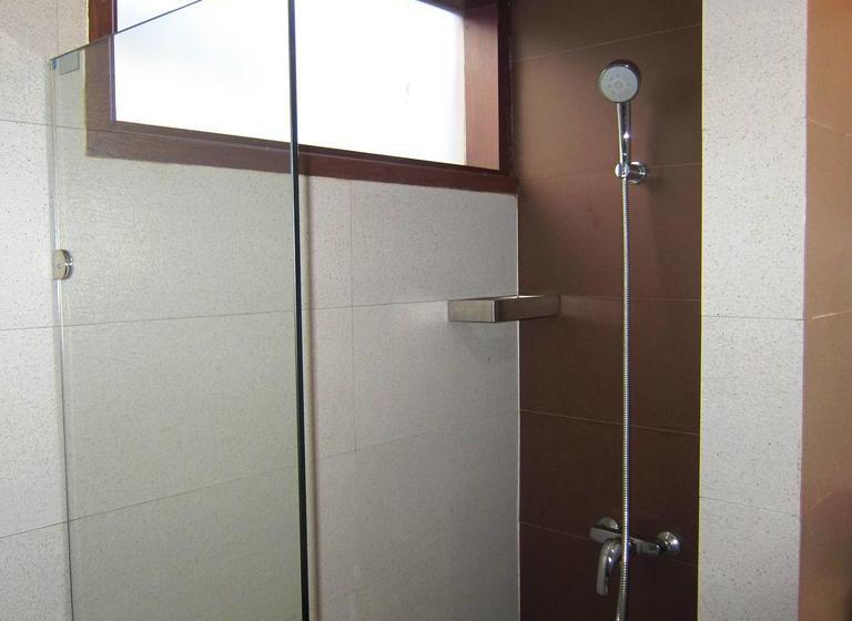 هتل Eain Taw Phyu