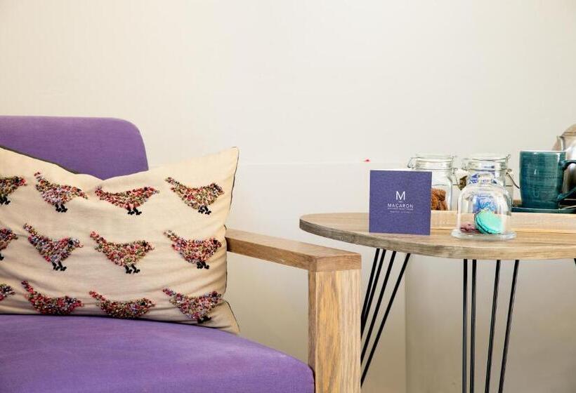 فندق Macaron Boutique Guest House