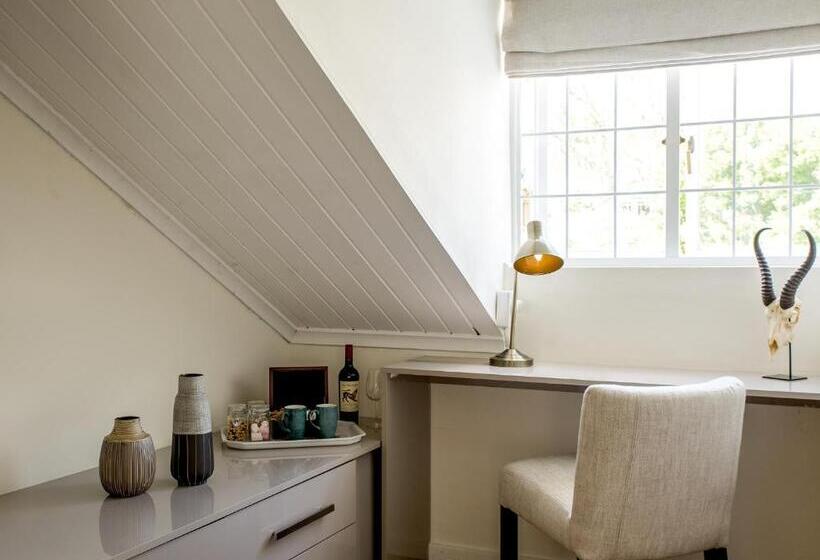 فندق Macaron Boutique Guest House