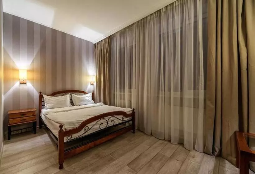 Hotel Pallada