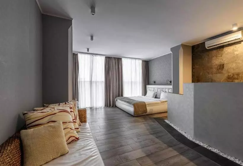 Hotel Pallada