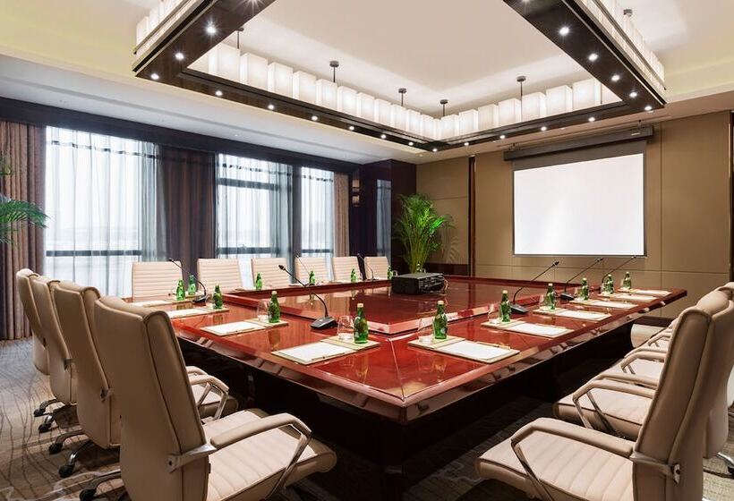 ホテル Wanda Realm Fushun