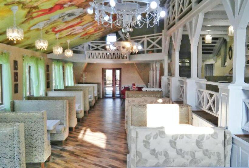 בית מלון כפרי Zabava Guest House