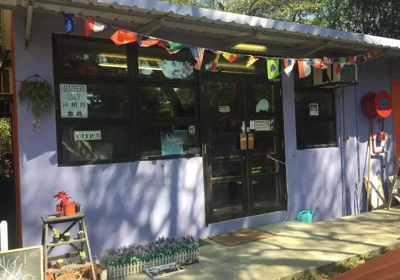 Yha Ngong Ping Sg Davis Youth Hostel