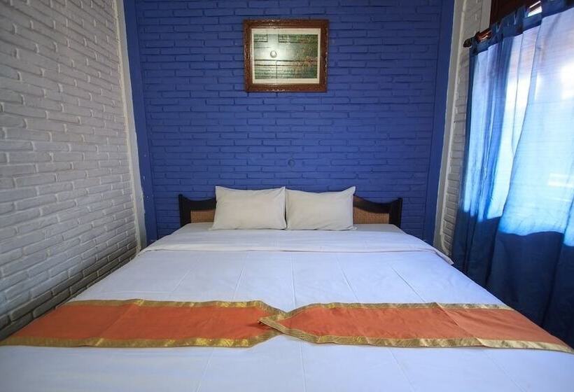 הוסטל Rabasta Kuta Beach Inn