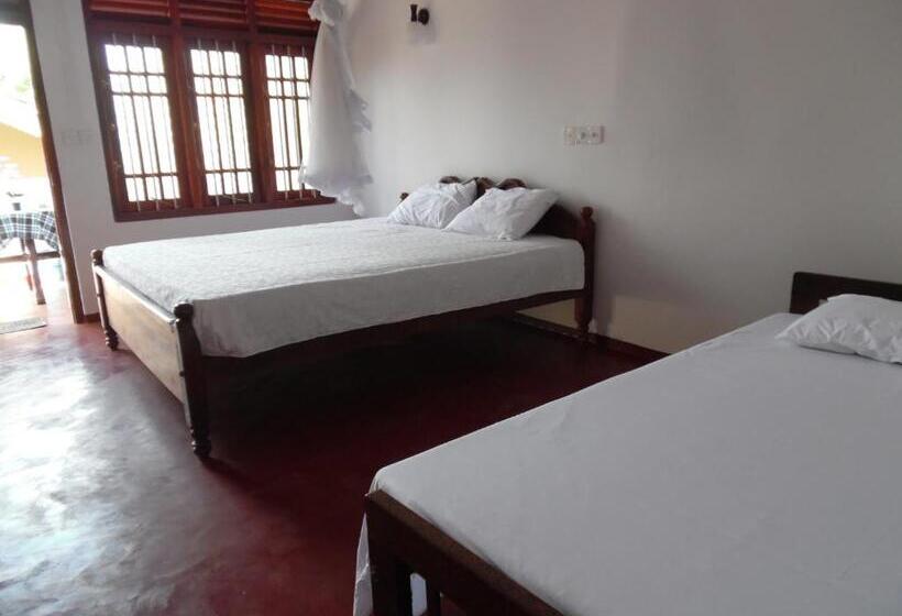 Bed and Breakfast Bloom Guest House