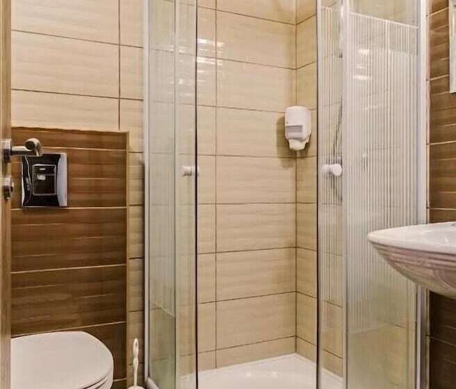 مبيت وإفطار The Cream