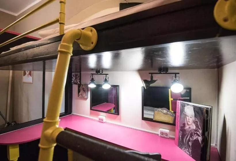 Brix Hostel