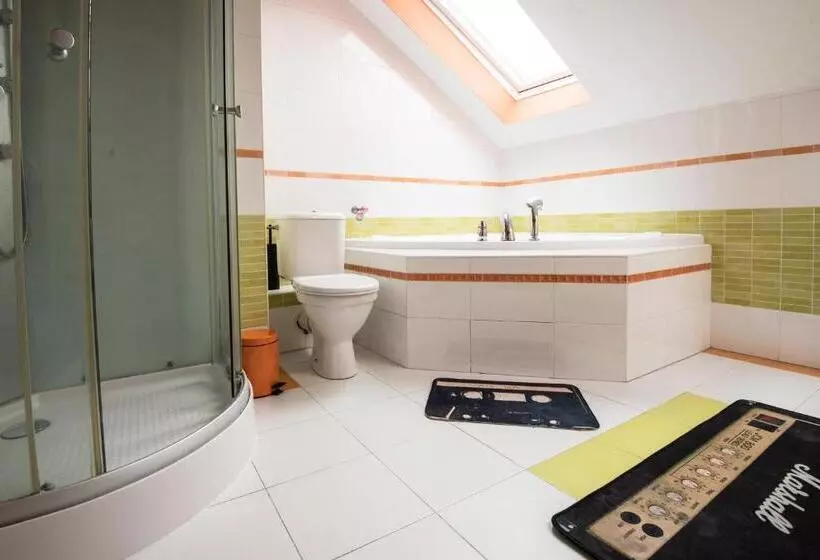 Brix Hostel