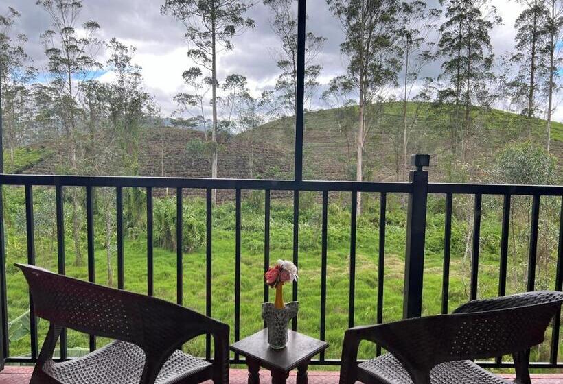 Hill Cool Hotel & Restaurant