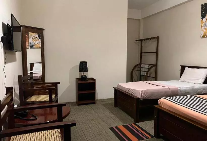 Hill Cool Hotel & Restaurant