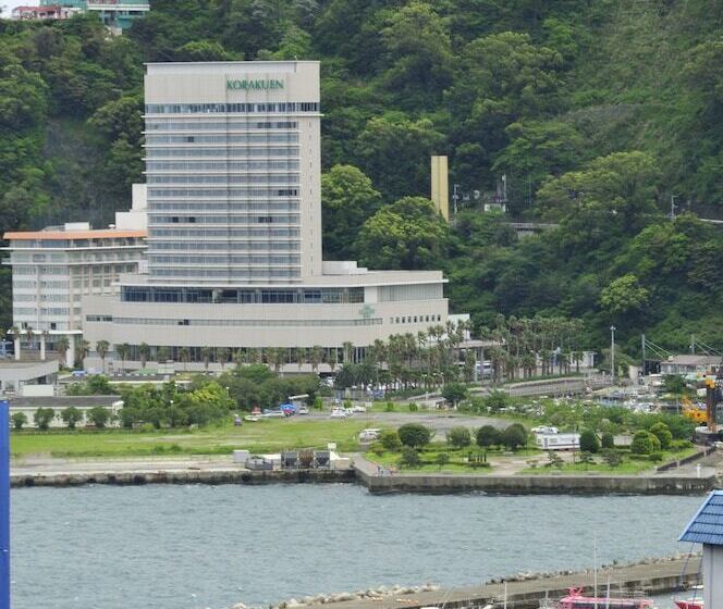 Отель Fancy Business