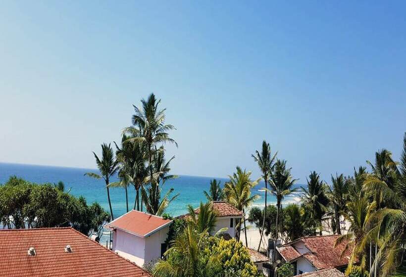 فندق Crystal Oceanic