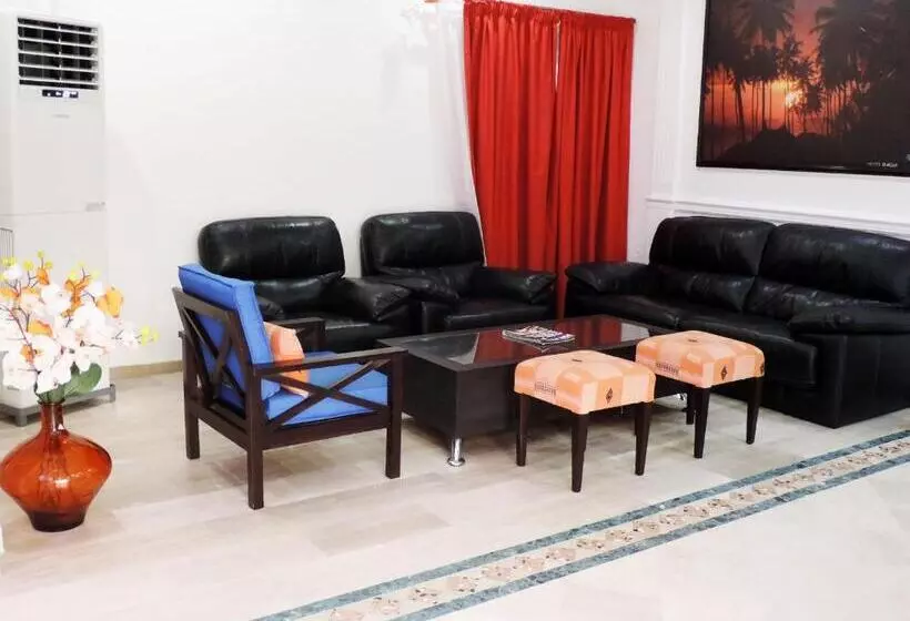 هتل Djigui