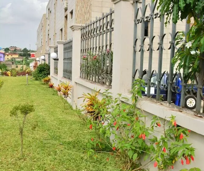 هتل Djigui