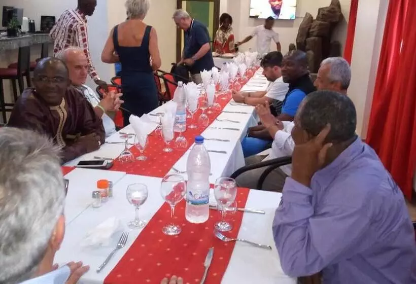 هتل Djigui