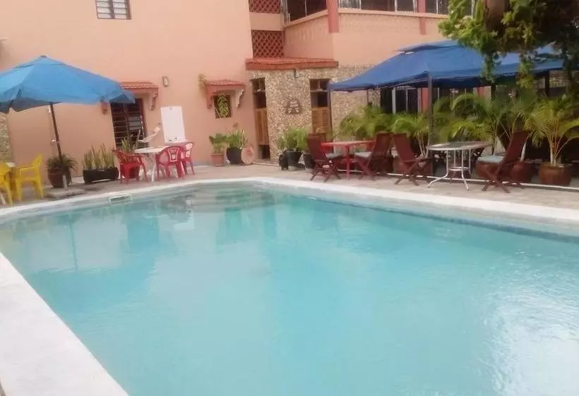 هتل Global African Apartments &