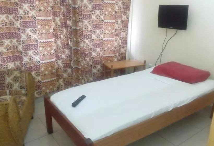هتل Global African Apartments &