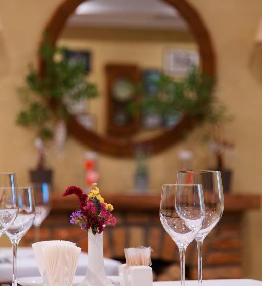 Premier Hotel Pochaiv