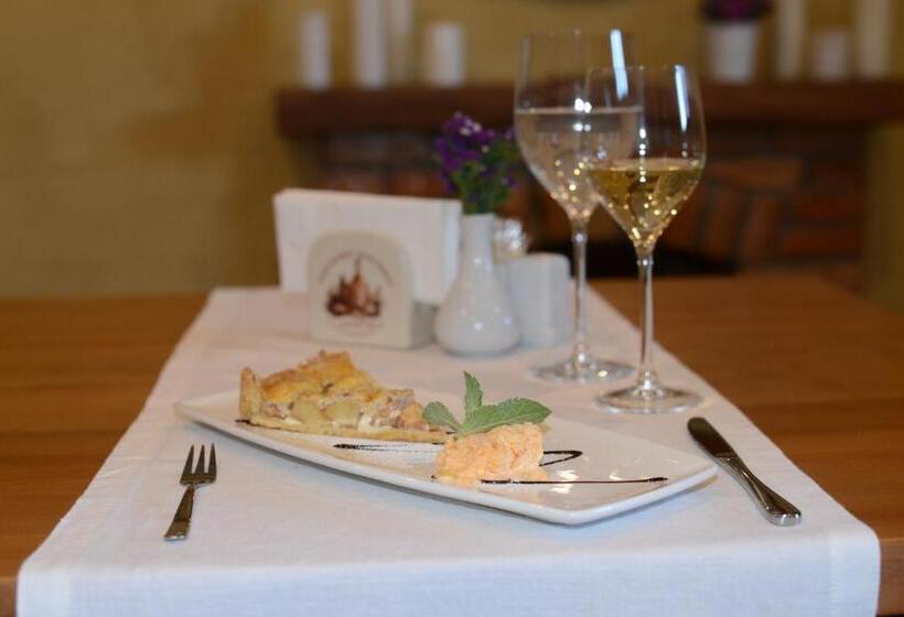 Premier Hotel Pochaiv