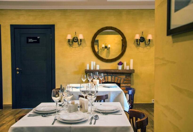 Premier Hotel Pochaiv