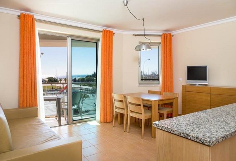 Edificio Monte Gordo Plaza