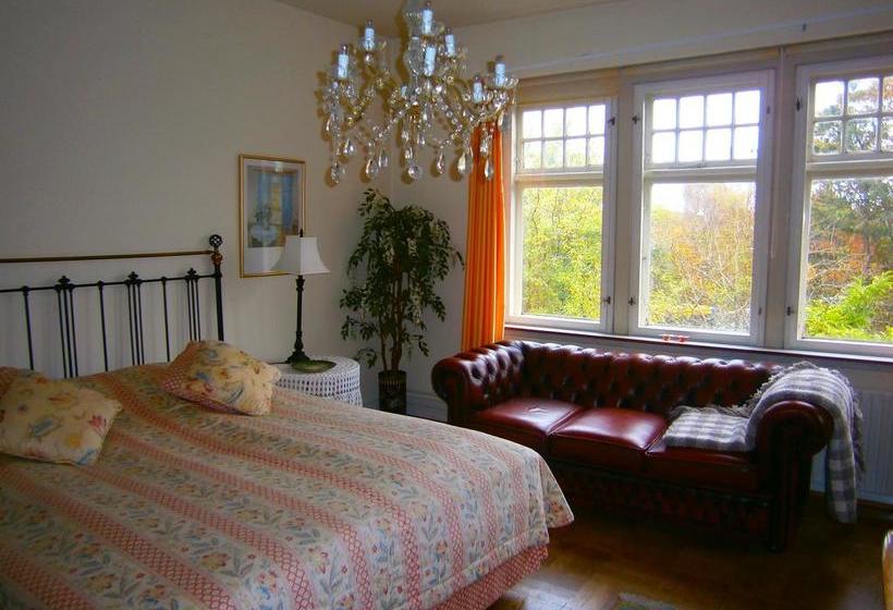 Casa Corner Bed & Breakfast