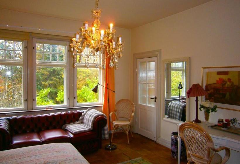 Casa Corner Bed & Breakfast