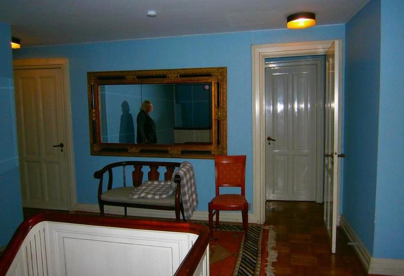 Casa Corner Bed & Breakfast