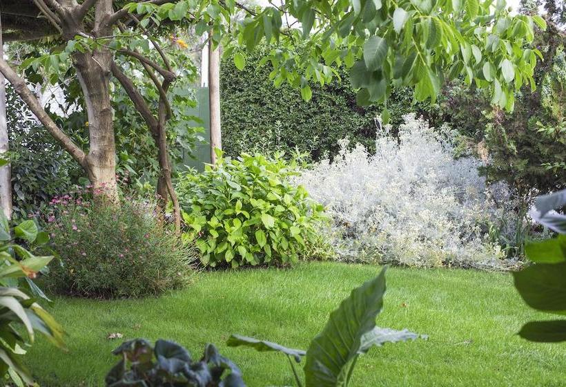 تختخواب و صبحانه Casa Pando