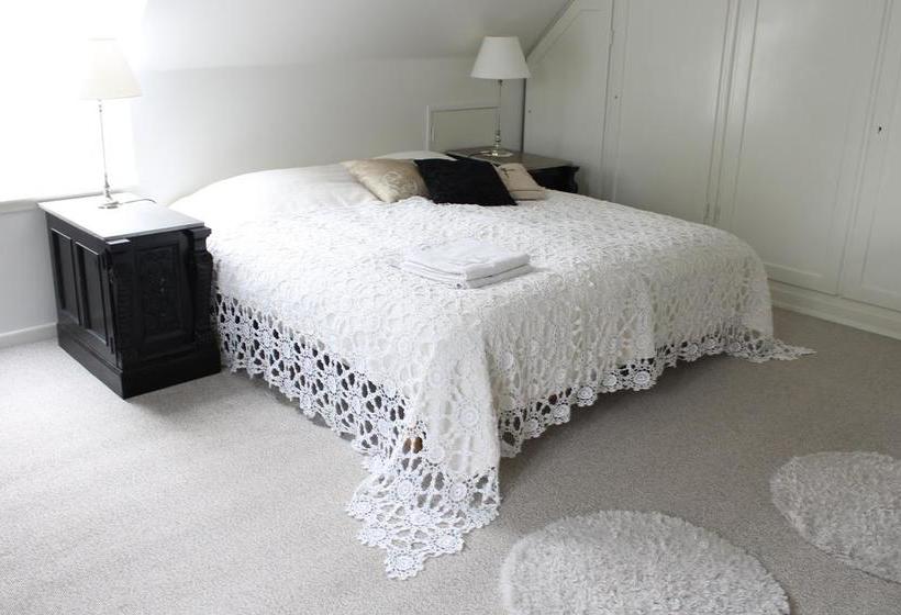 Det Gamle Apotek Bed & Breakfast