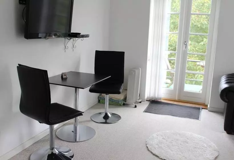 Det Gamle Apotek Bed & Breakfast
