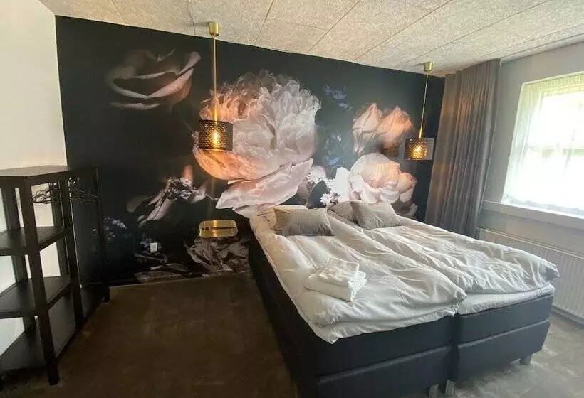 Aamiaismajoitus (B&B) Sov Godt Herning