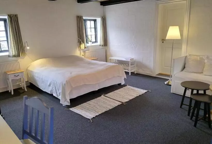 Dåstrup Bed & Breakfast