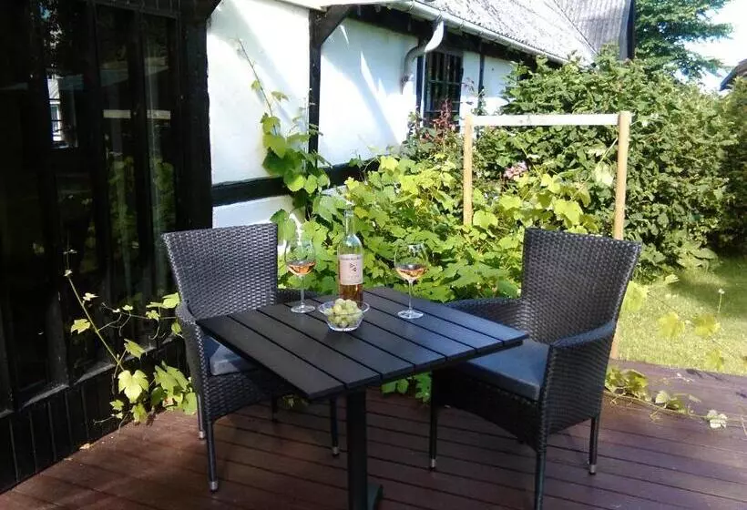 Dåstrup Bed & Breakfast