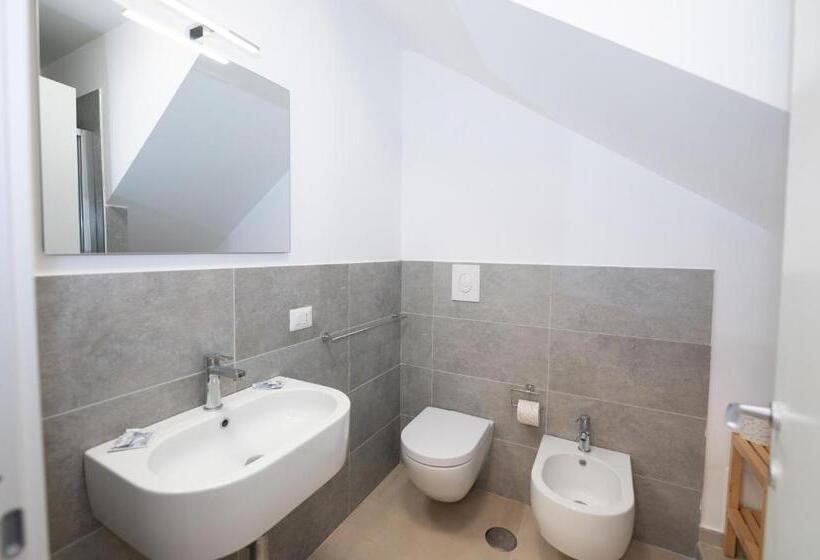 Gioia 13 Rooms & Apartments