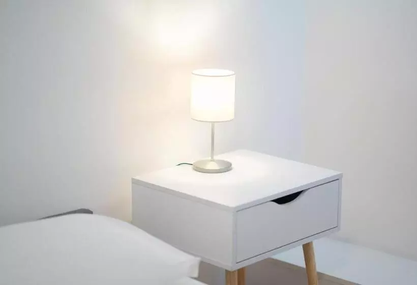 Gioia 13 Rooms & Apartments