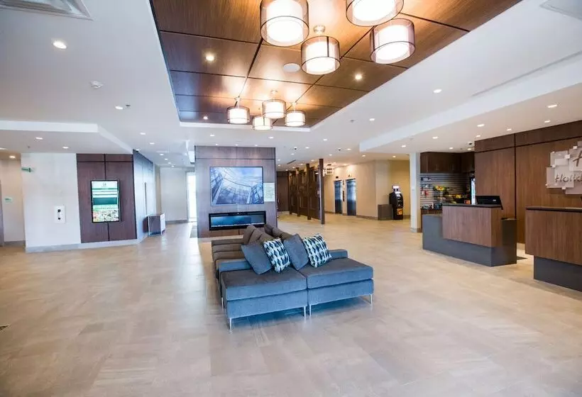 Holiday Inn Hotel & Suites Calgary South Conference Ctr, An Ihg