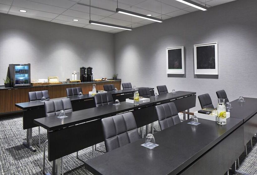 Ac Hotel Columbus Dublin