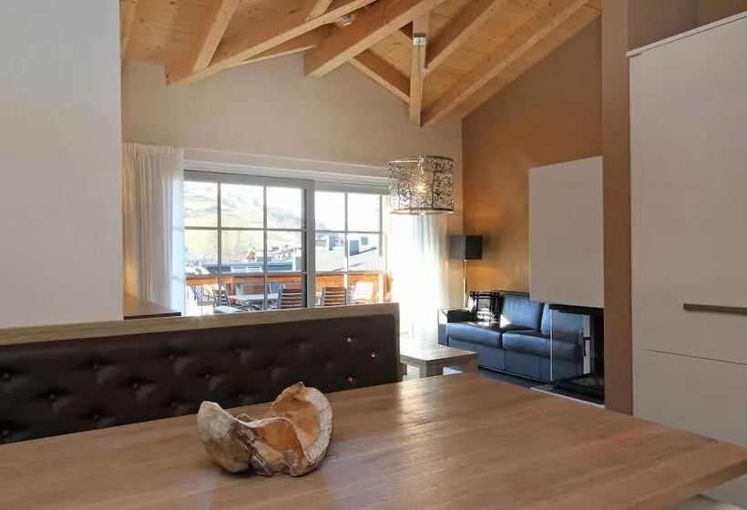 هتل Avenida Mountain Resort By Alpin Rentals   Incl Summercard