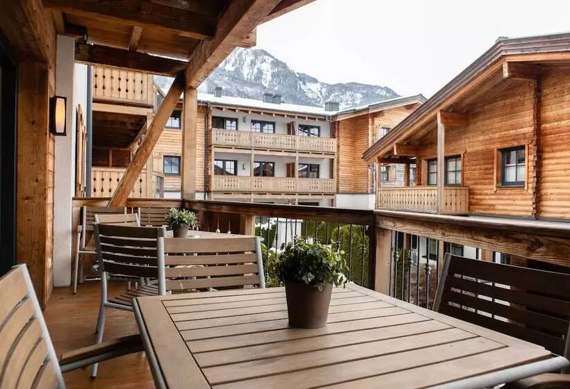هتل Avenida Mountain Resort By Alpin Rentals   Incl Summercard