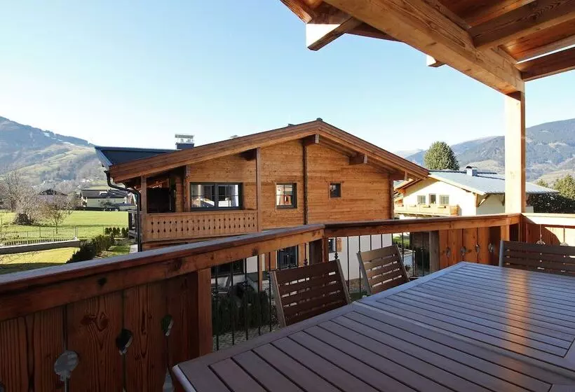 هتل Avenida Mountain Resort By Alpin Rentals   Incl Summercard
