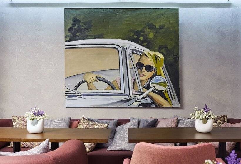 هتل Gallery Palace