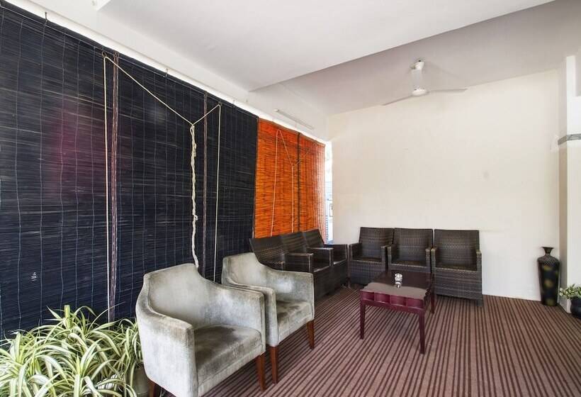 هتل Itsy By Treebo Blue Dawn Suites