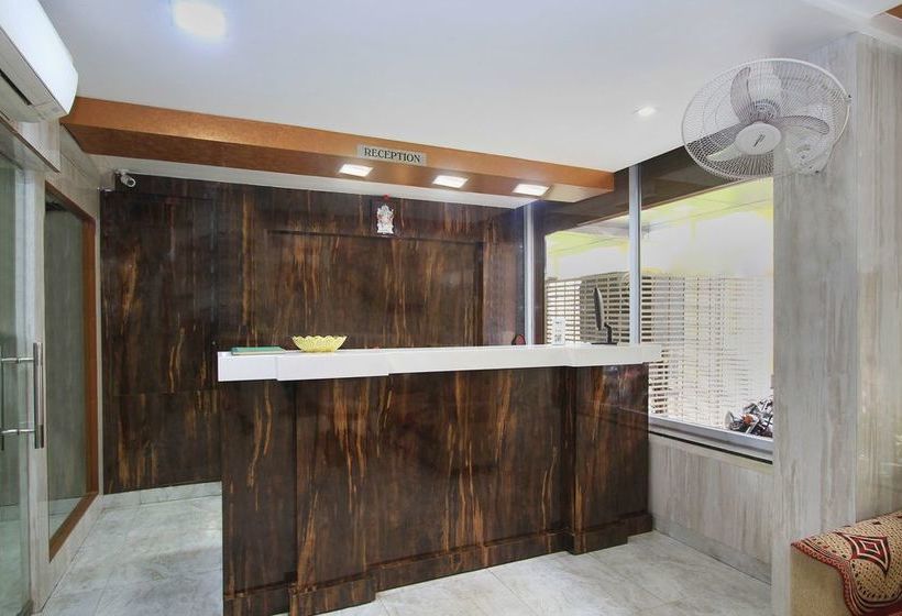 Hotelli Makam Comforts