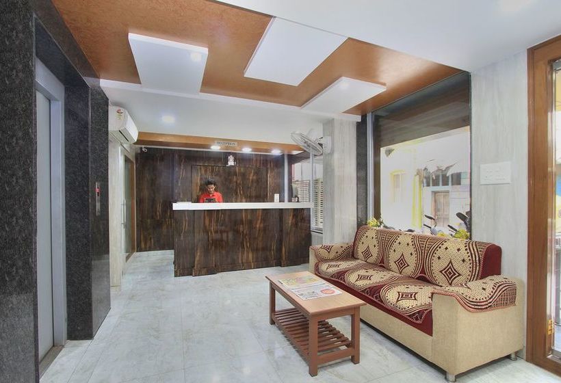 Hotelli Makam Comforts