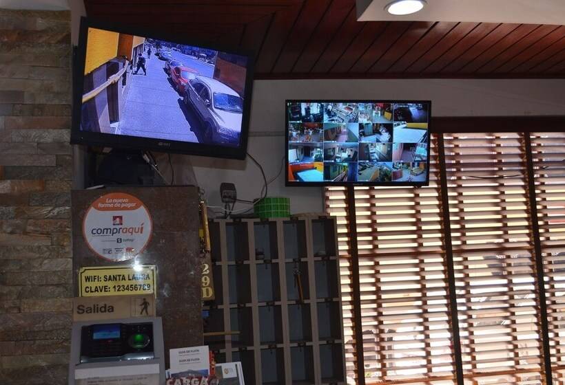 ホテル Santa Laura