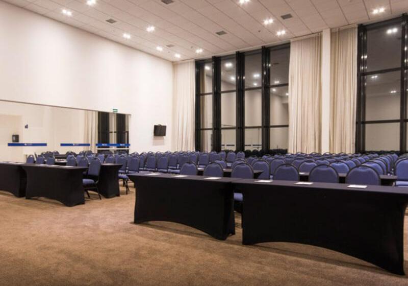 Отель Transamerica Executive Taboao Morumbi