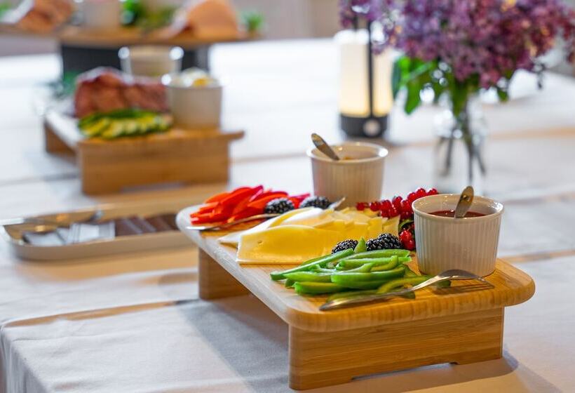 ユースホステル Koncept